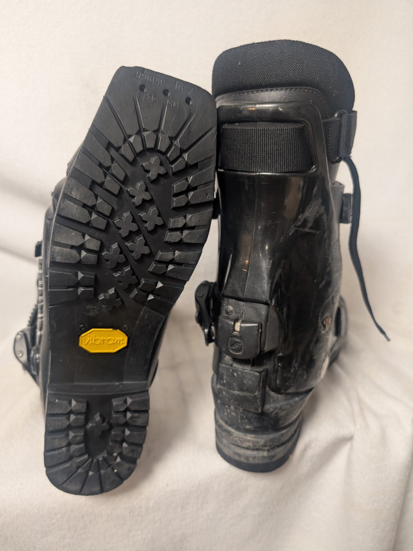 Scarpa T1 Telemark Ski Boots Size 26 Color Black Condition Used XC