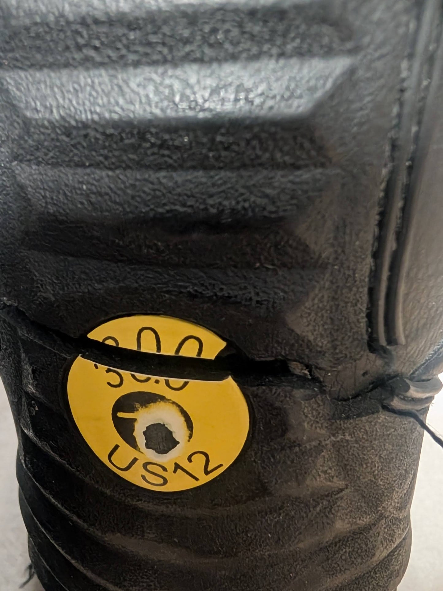 Rossignol Excite Boa Shield Snowboard Boots Size 12 Color Black Condition Used