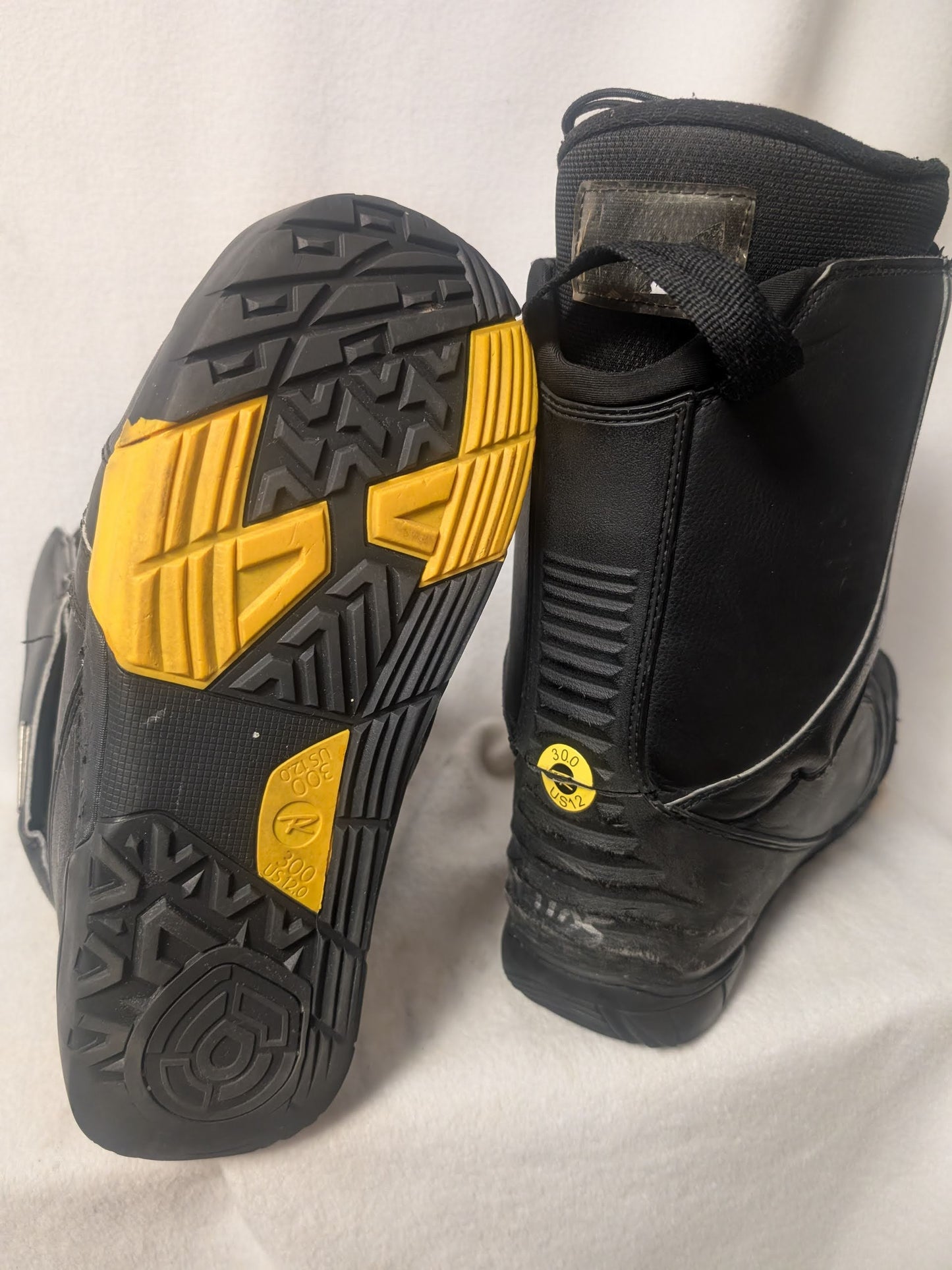 Rossignol Excite Boa Shield Snowboard Boots Size 12 Color Black Condition Used