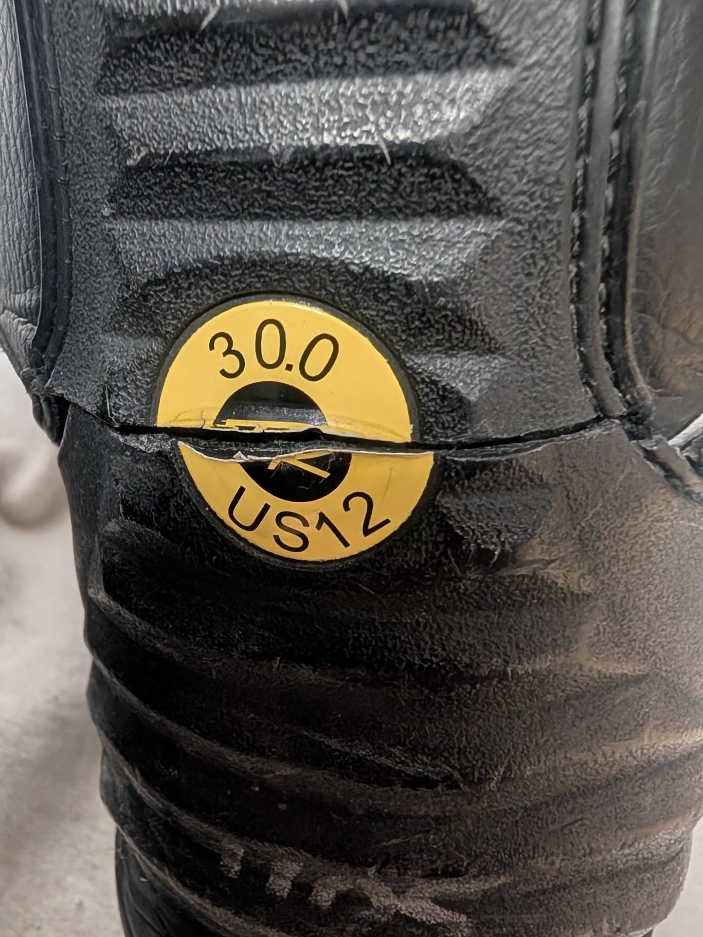 Rossignol Excite Boa Shield Snowboard Boots Size 12 Color Black Condition Used