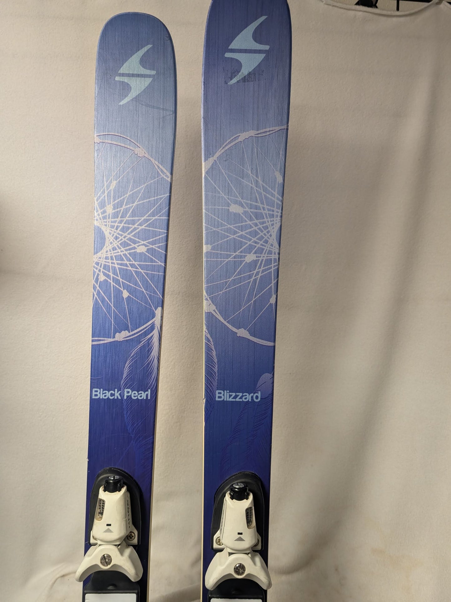 Blizzard Black Pearl Skis Knee Mist Bindings 160 cm Blue Used