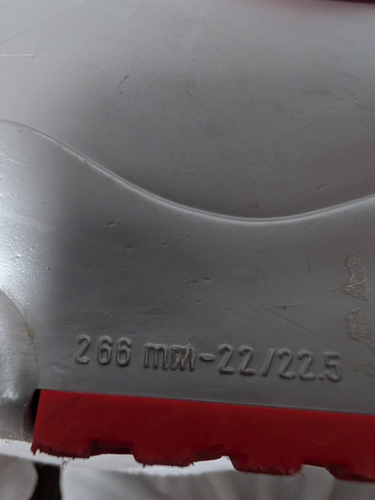 Salomon Youth Ski Boots Size 22.5 Color Red Used