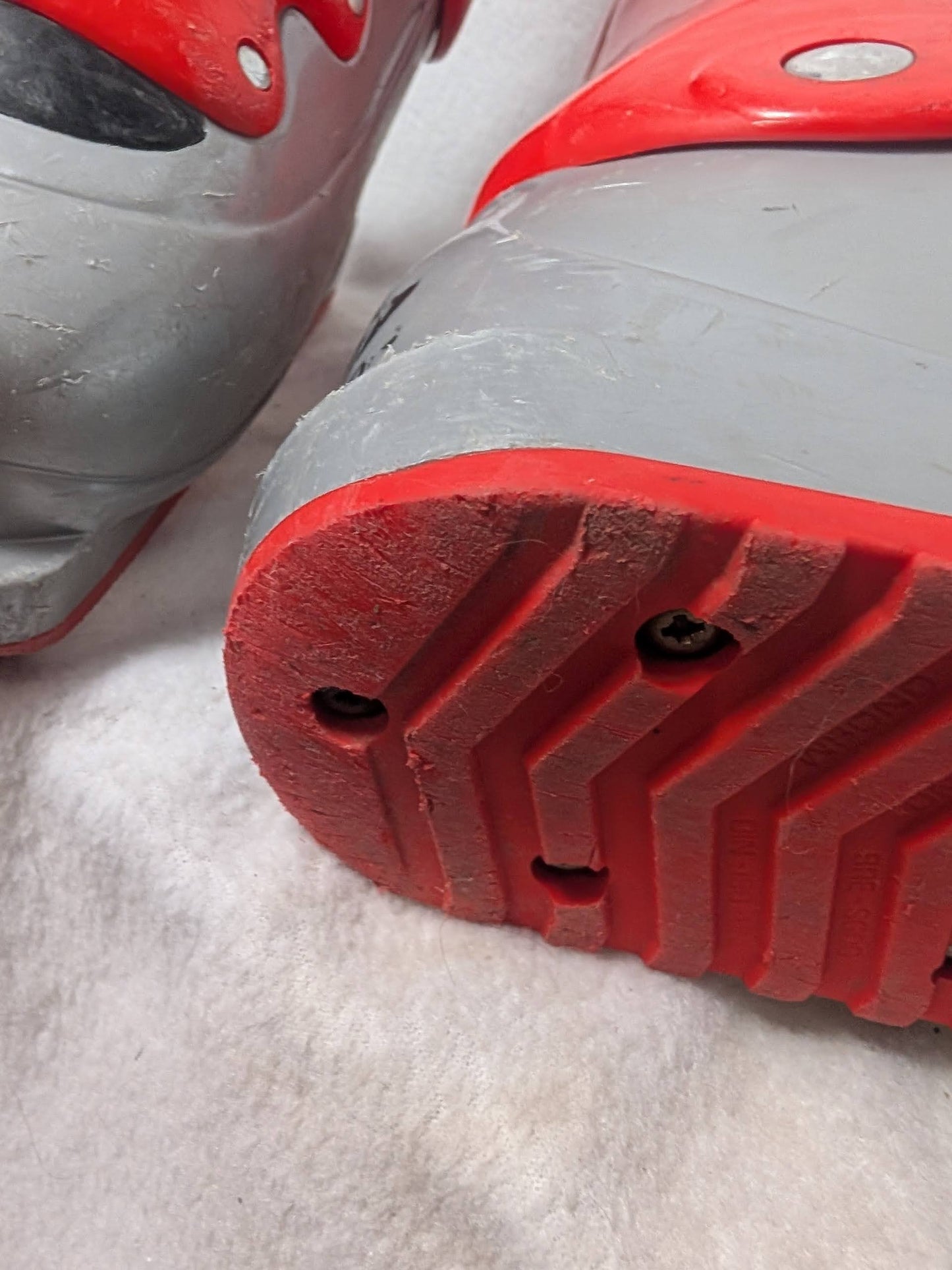 Salomon Youth Ski Boots Size 22.5 Color Red Used