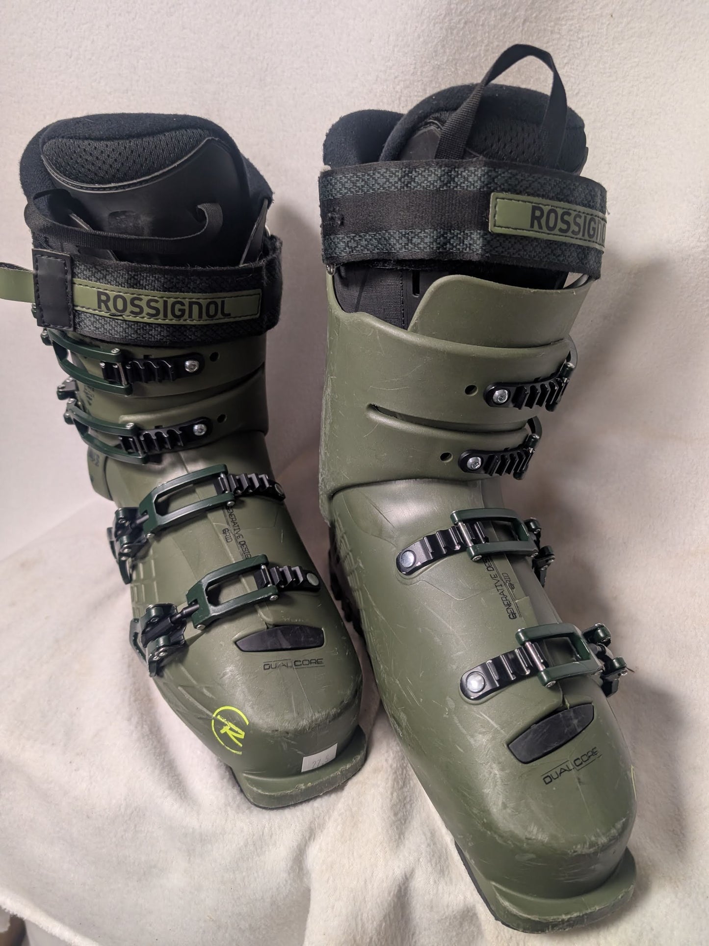 Rossignol Jr80 All Track Ski Boots Size 27.5 Color Green Condition Used