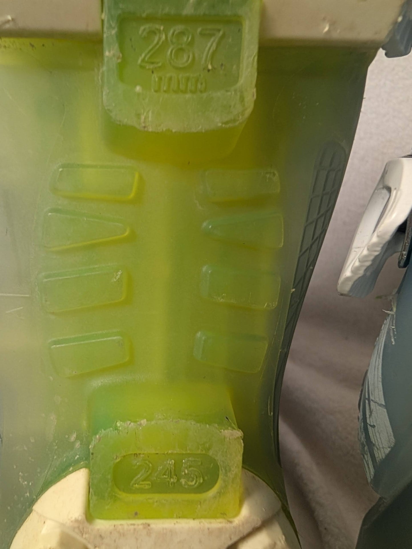 Dalbello Avanti W85 Ski Boots Size 24.5 Color Green Condition Used