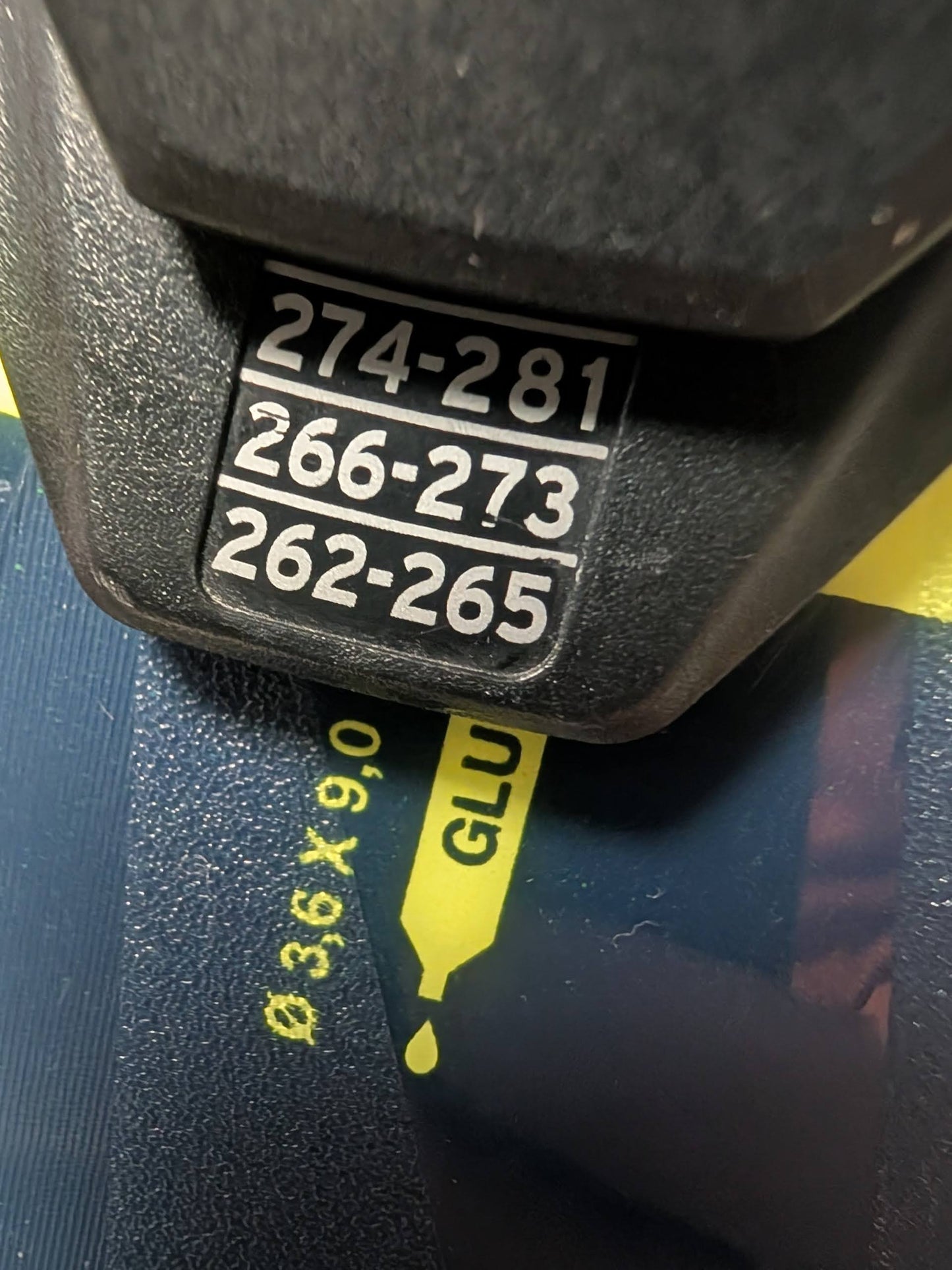 Stockli Team 85 Skis Salomon Warden 11 Bindings 158 cm Yellow Used