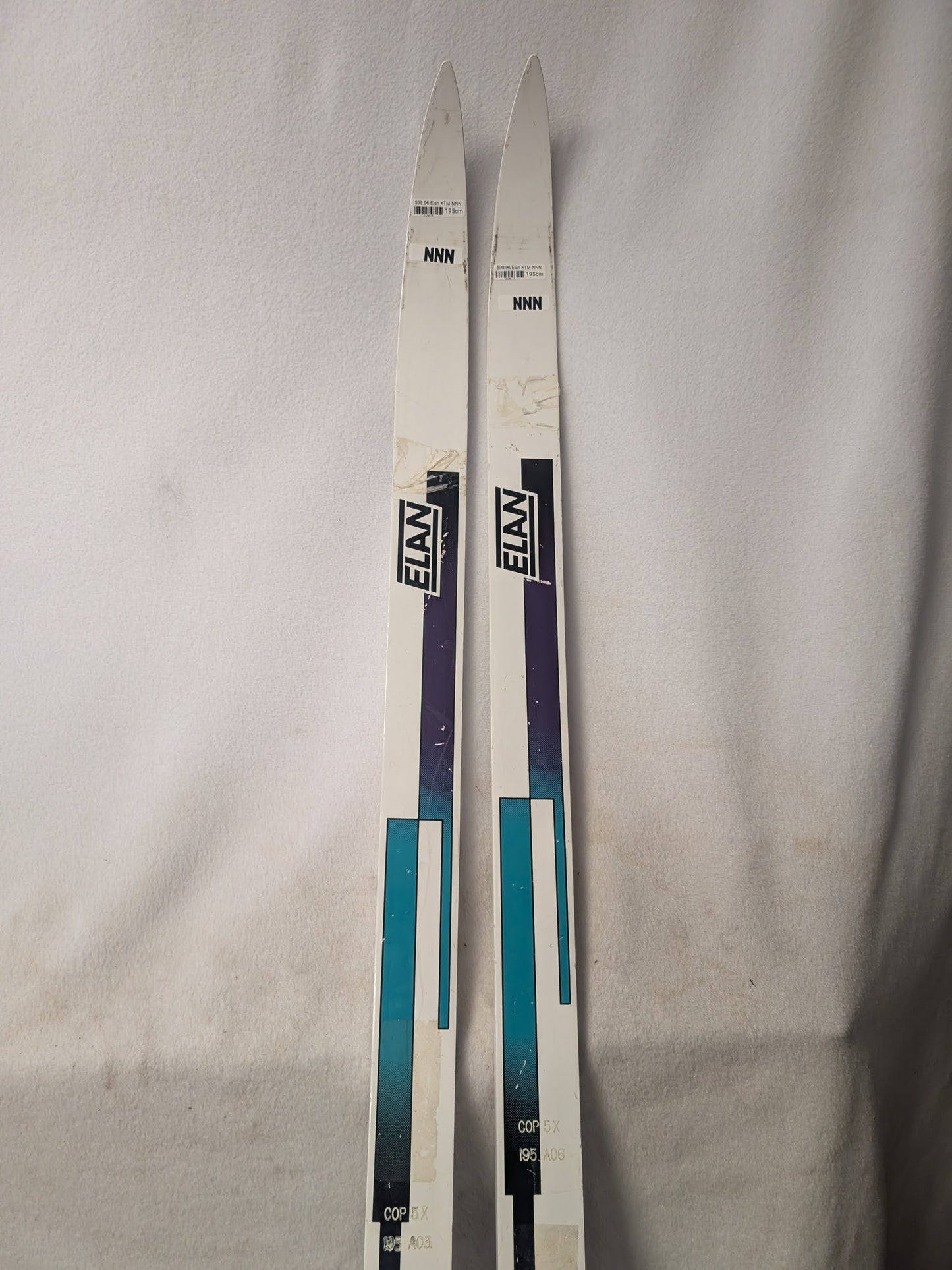 Cross Country Elan XTM Touring XC Skis NNN Bindings Size 195 Cm White Used