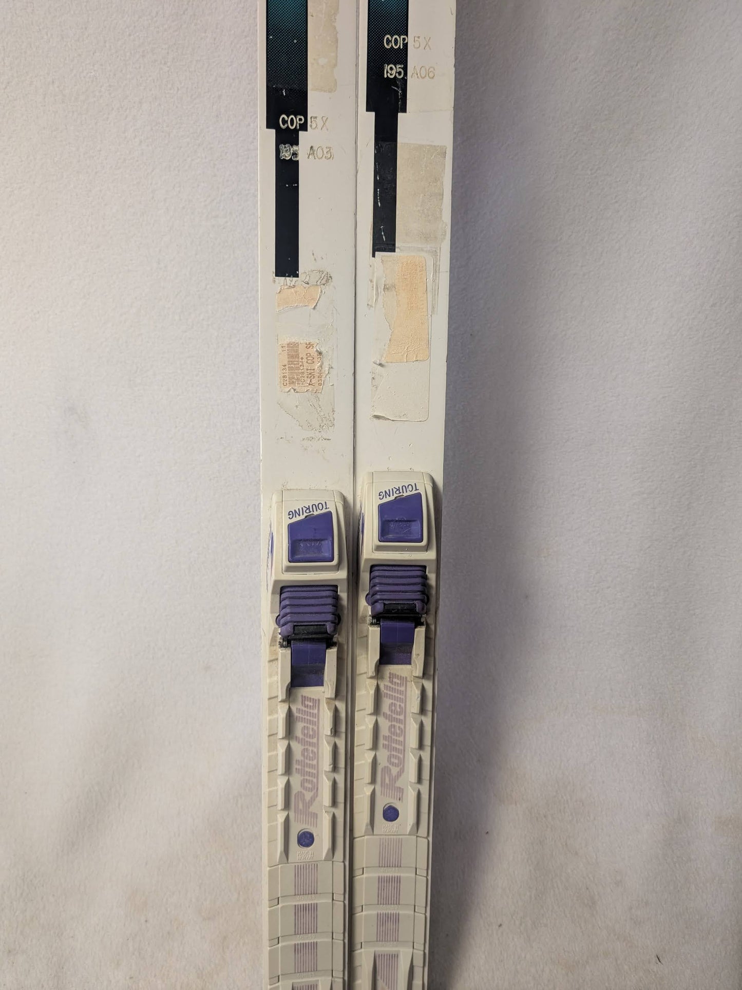 Cross Country Elan XTM Touring XC Skis NNN Bindings Size 195 Cm White Used