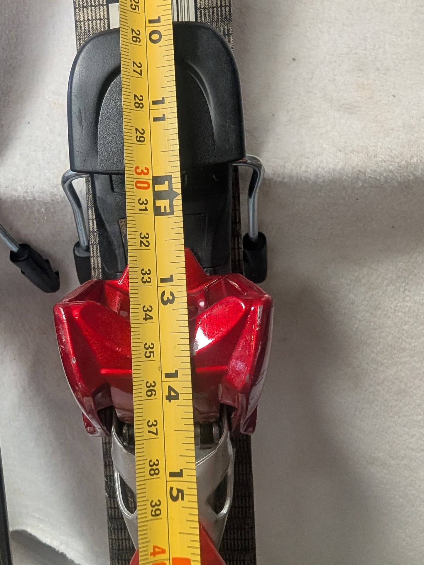 Dynastar Skis Nodica Bindings Size 170 cm Color Yellow Used