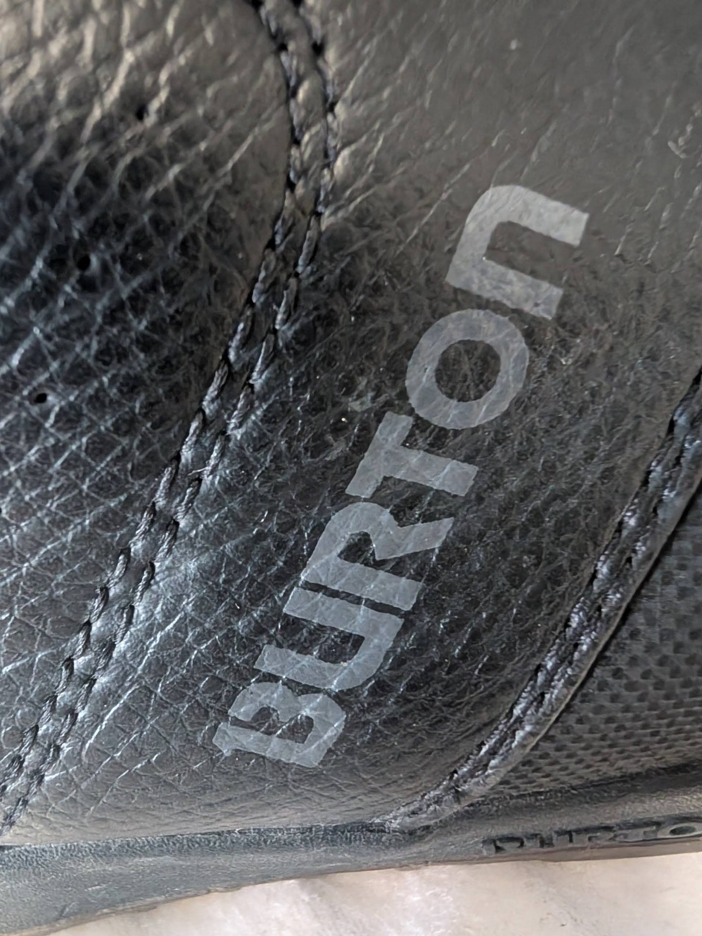 Burton Boa Progression Snowboard Boots Size 9.5 Black Used