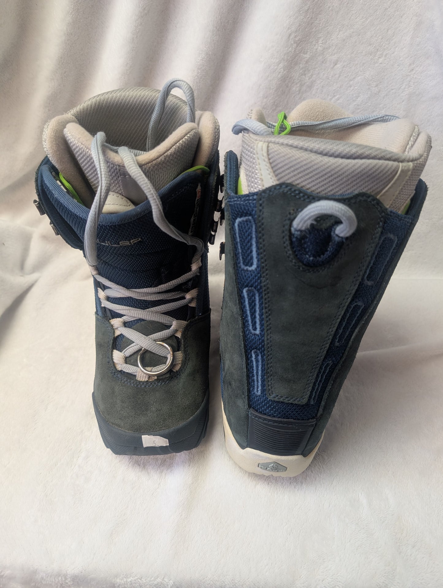 Burton Ruler Womens Snowboard Boots Size 5 Color Black Condition Used