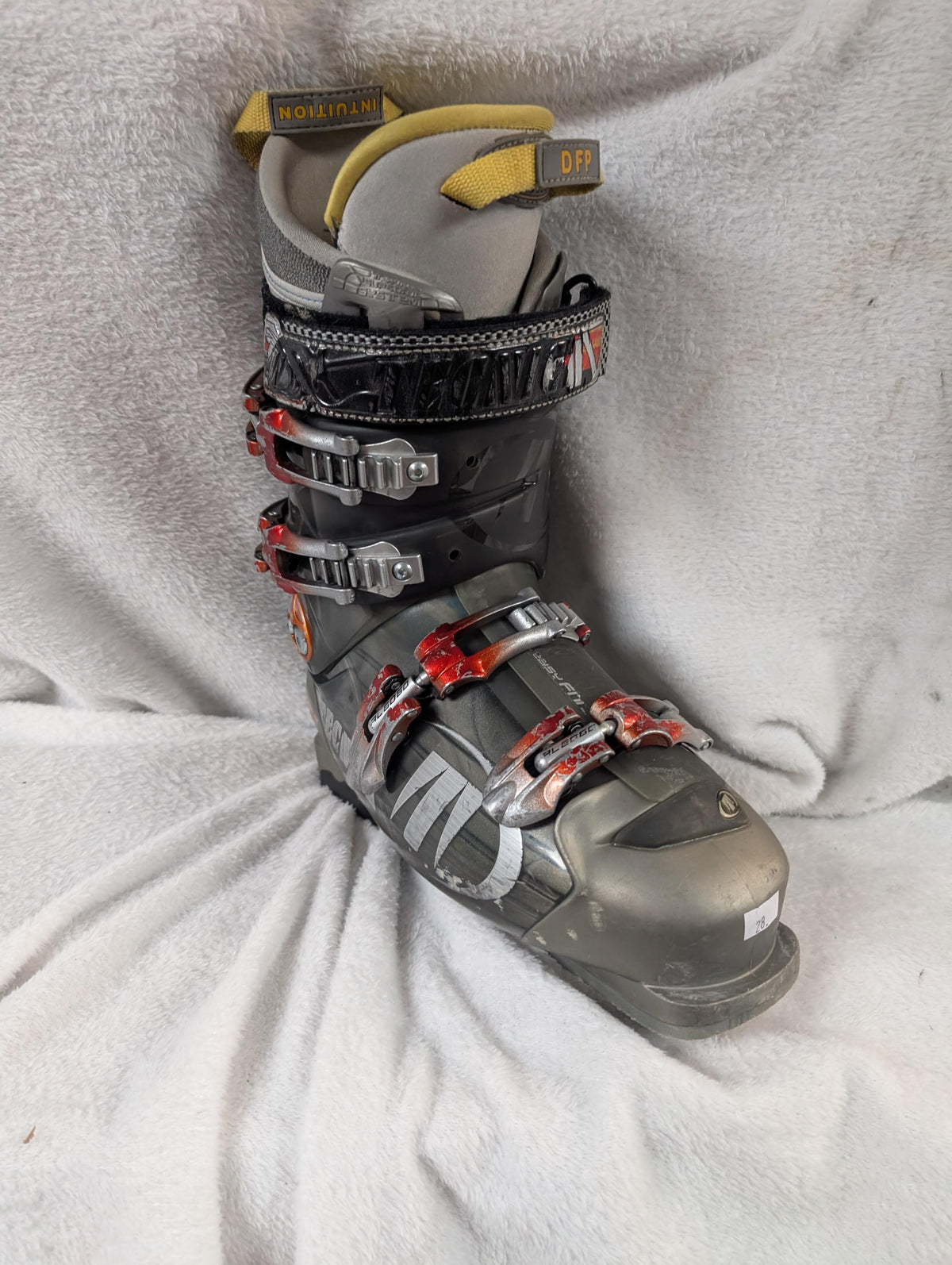 Tecnica Diablo Flame Ski Boots Size 28 Color Gray Condition Used