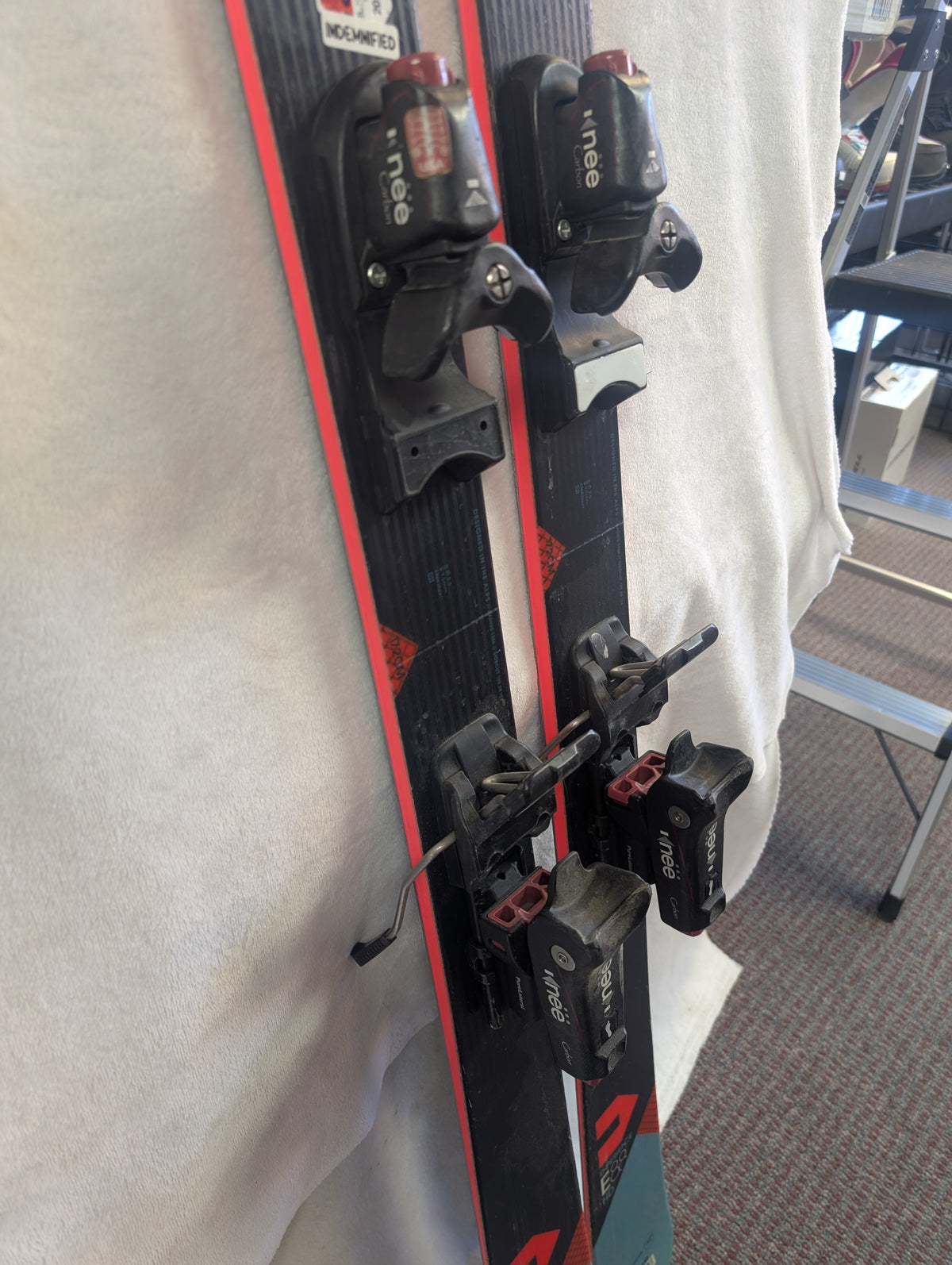 Rossignol E88hd Skis Nee Carbon Bindings Size 172cm Color Black Condition Used