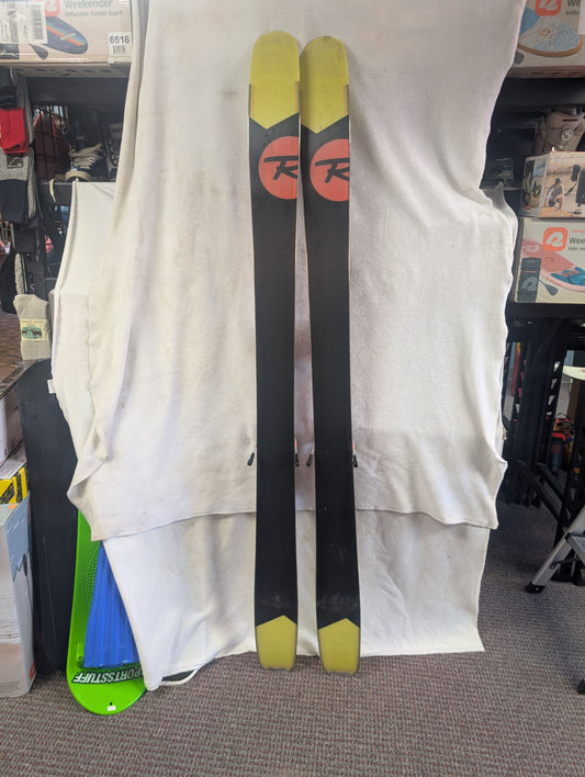 Rossignol Soul 7 Skis Look Bindings 180 cm Color Black Condition Used