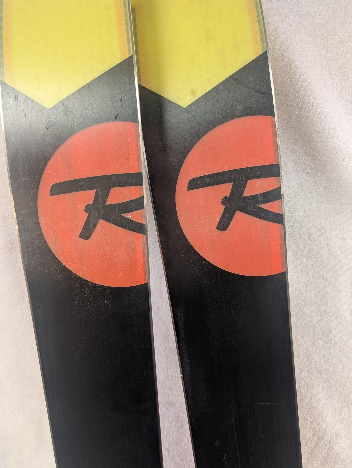 Rossignol Soul 7 Skis Look Bindings 180 cm Color Black Condition Used