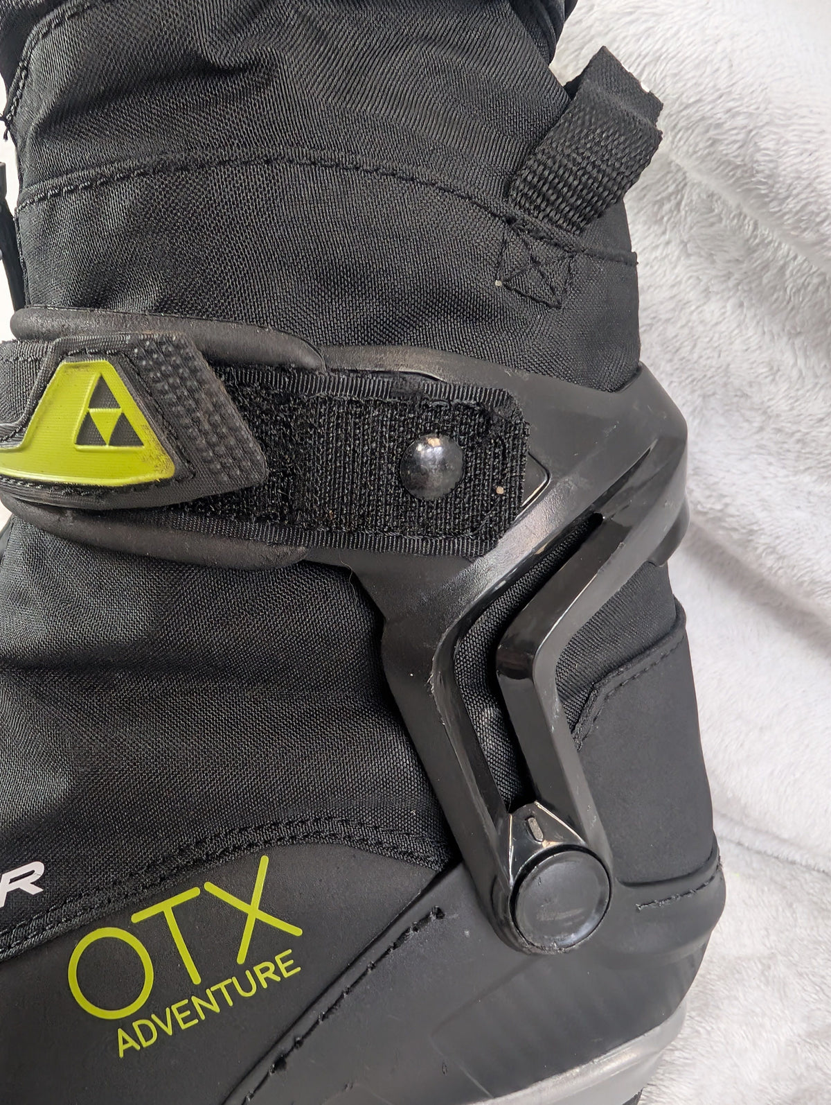 Fisher QTX NNN BC Cross Country XC Ski Boots Size 26.5 EU 41 Color Black Condition Used