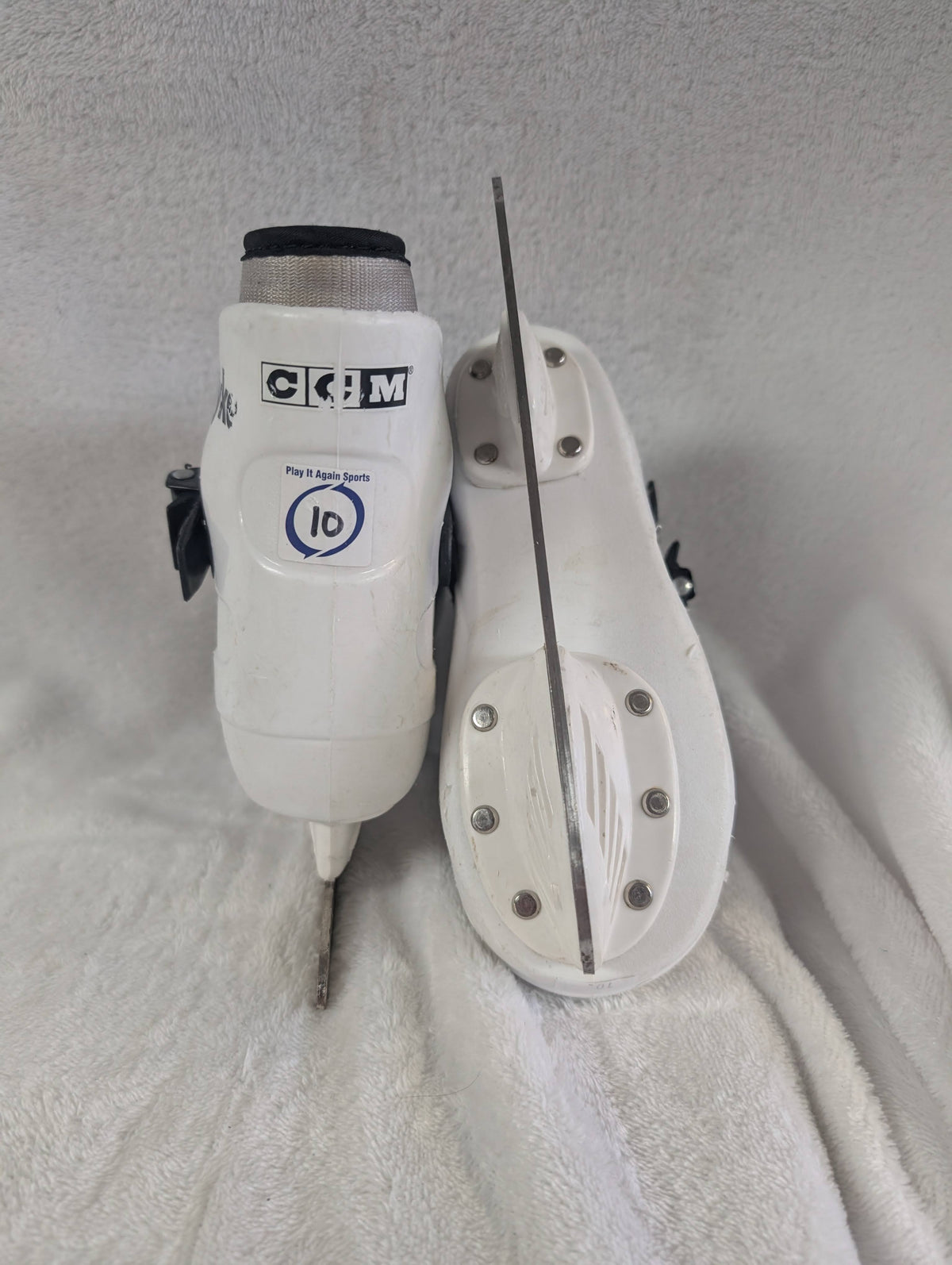 CCM Tyke Kids Ice Figure Skates Size 10 Kids Color White Condition Used.