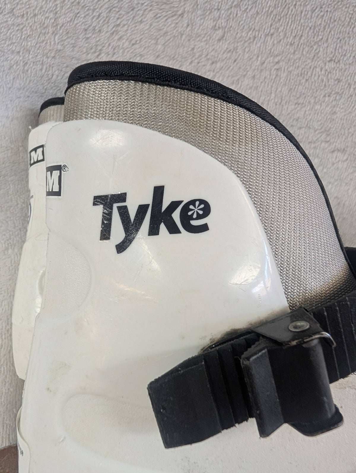 CCM Tyke Kids Ice Figure Skates Size 10 Kids Color White Condition Used.
