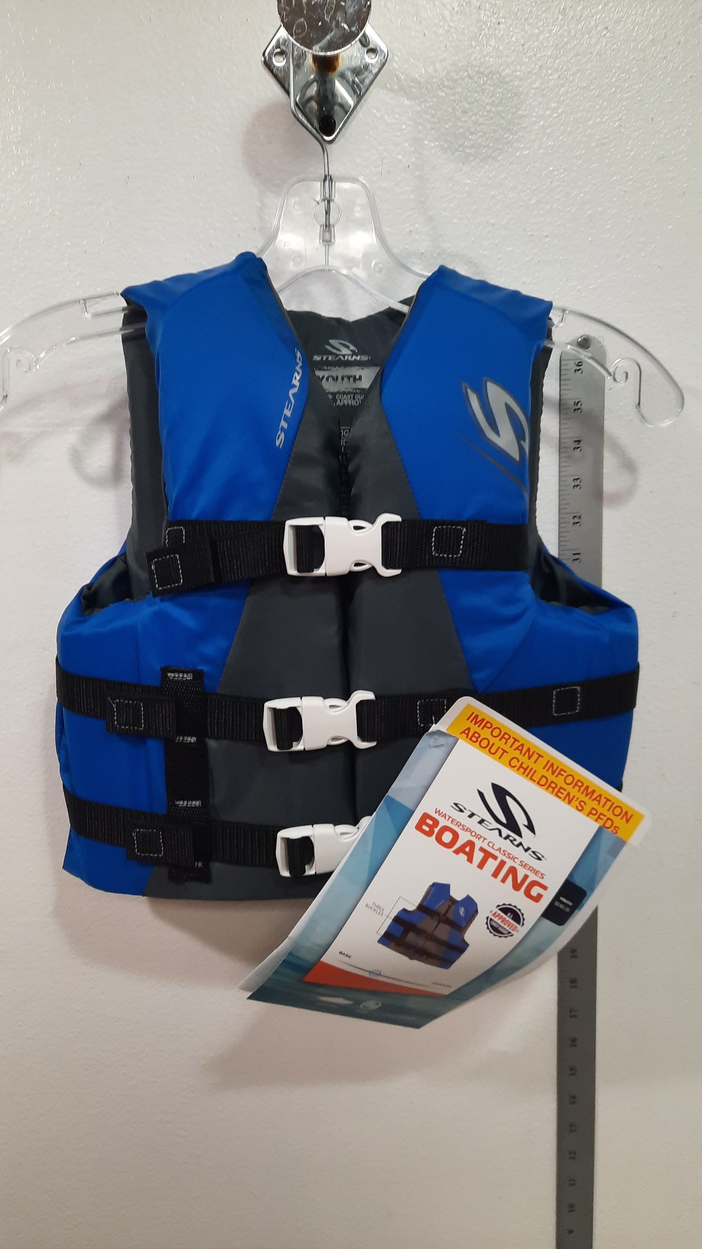 Stearns Life Vest PFD Type III Size Youth 50-90 lbs Blue Condition New