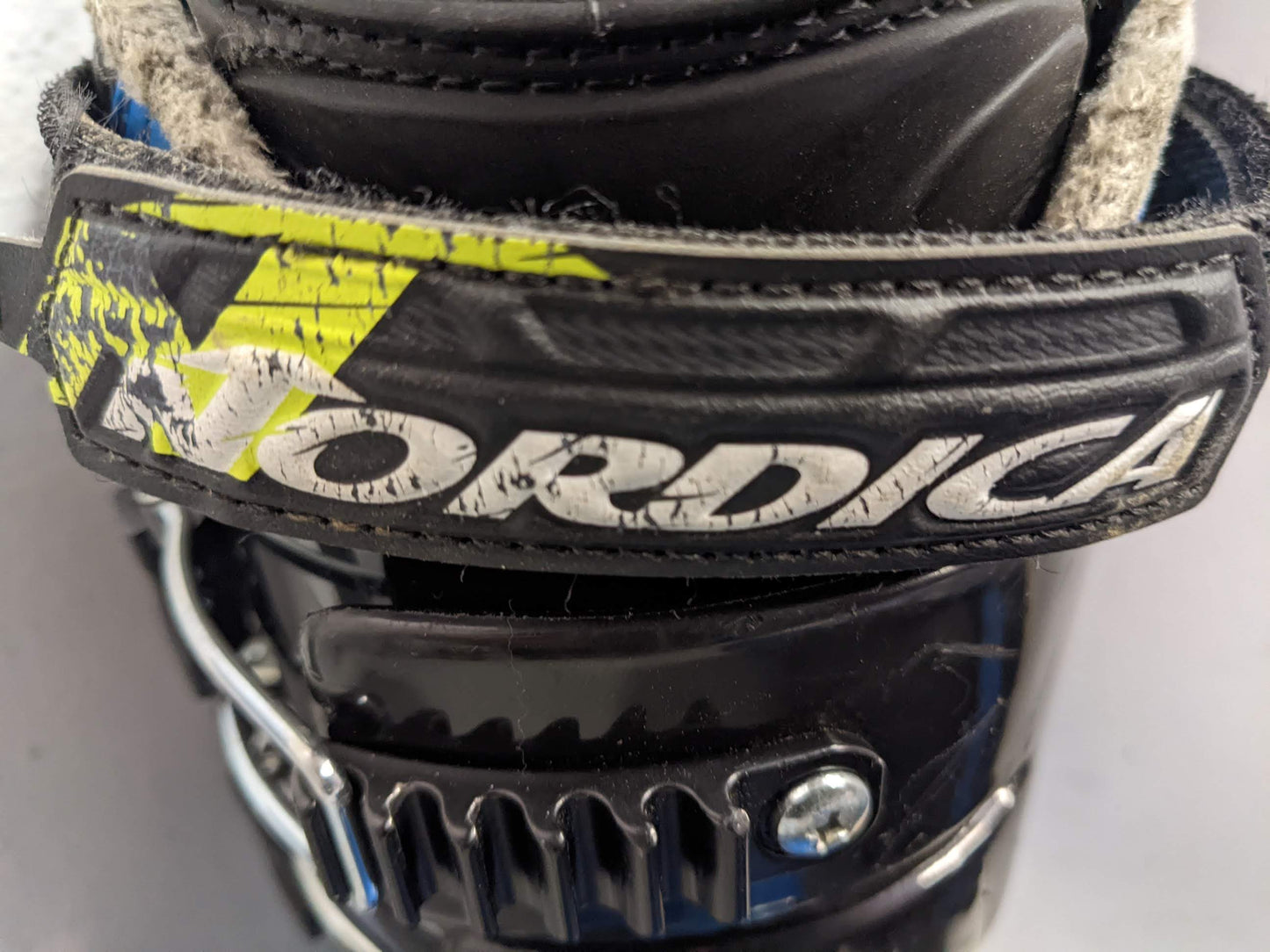 Nordica GPX Team Ski Boots size 24 Blue Used