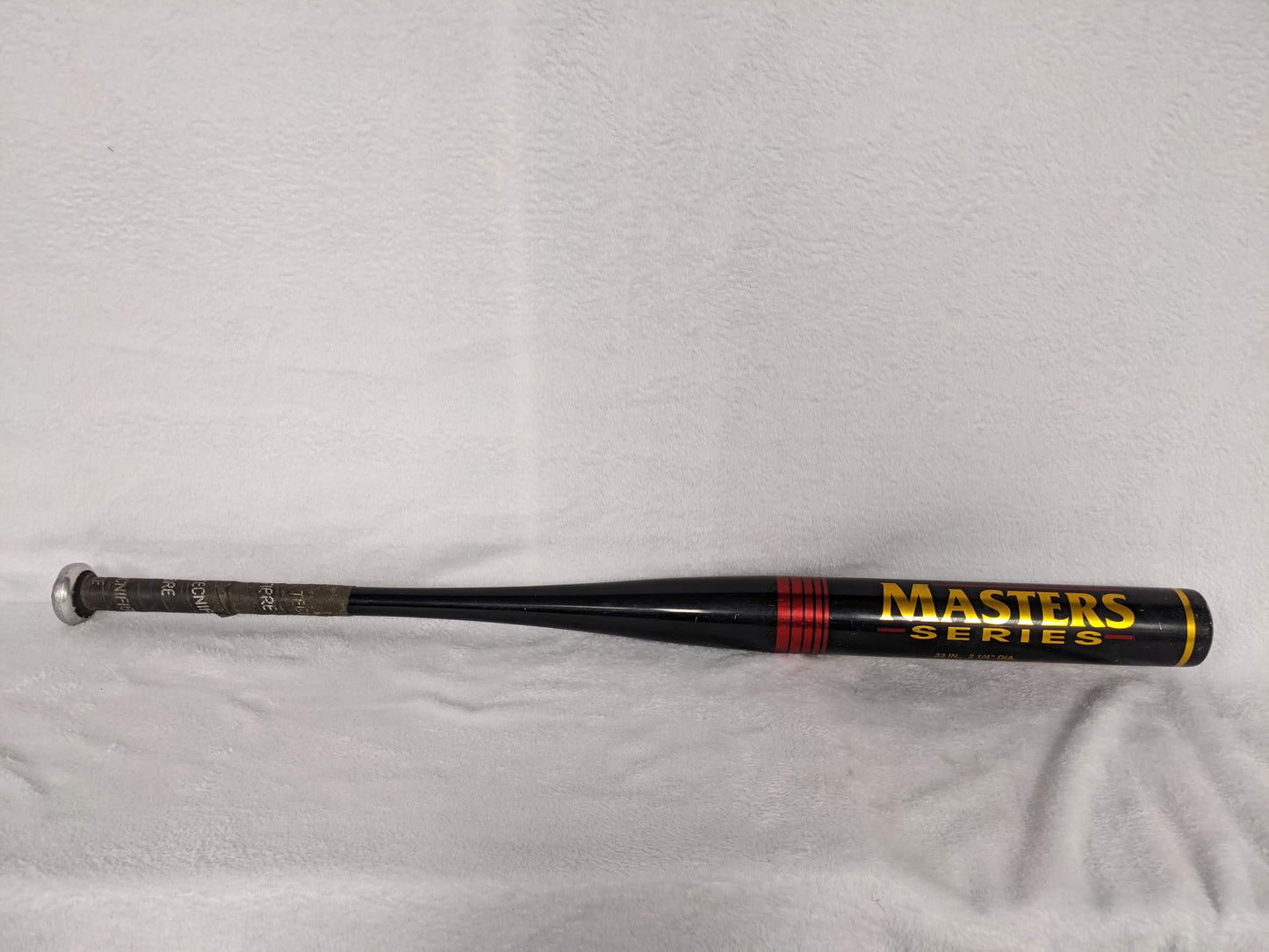 Masters Series Rotary Grip Girls Softball Bat Size 33 In 29 Oz Color Black Condition Used