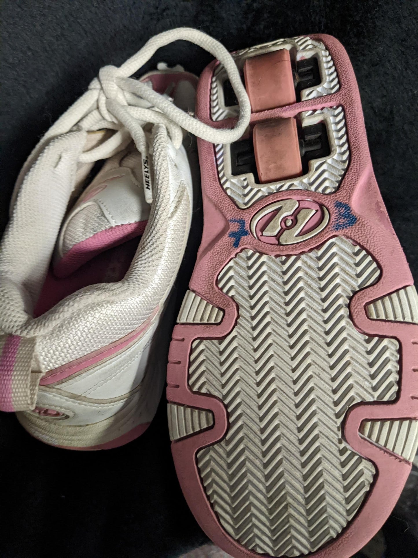 Heely's Roller Shoes Size 5 Color Pink Condition Used