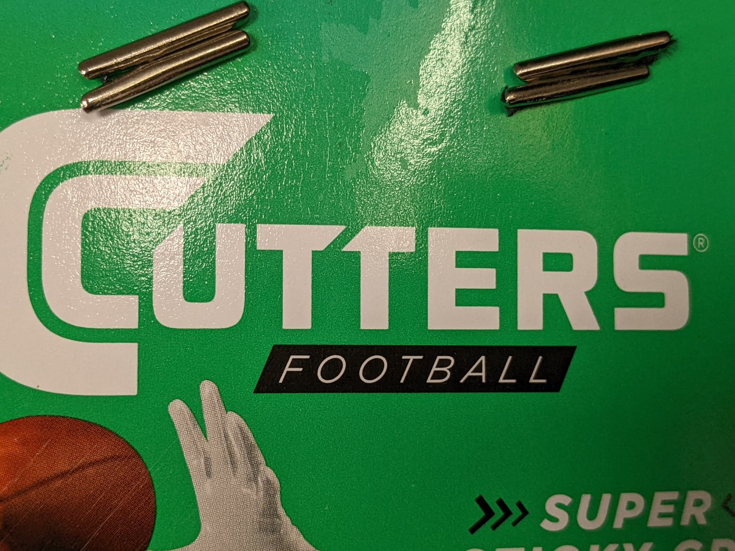 Cutters Football Gloves Size Youth Lg/XL Color Black Condition NEW