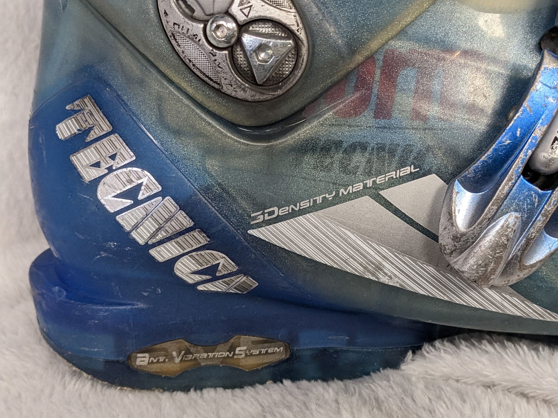 Tecnica attiva top ski boots