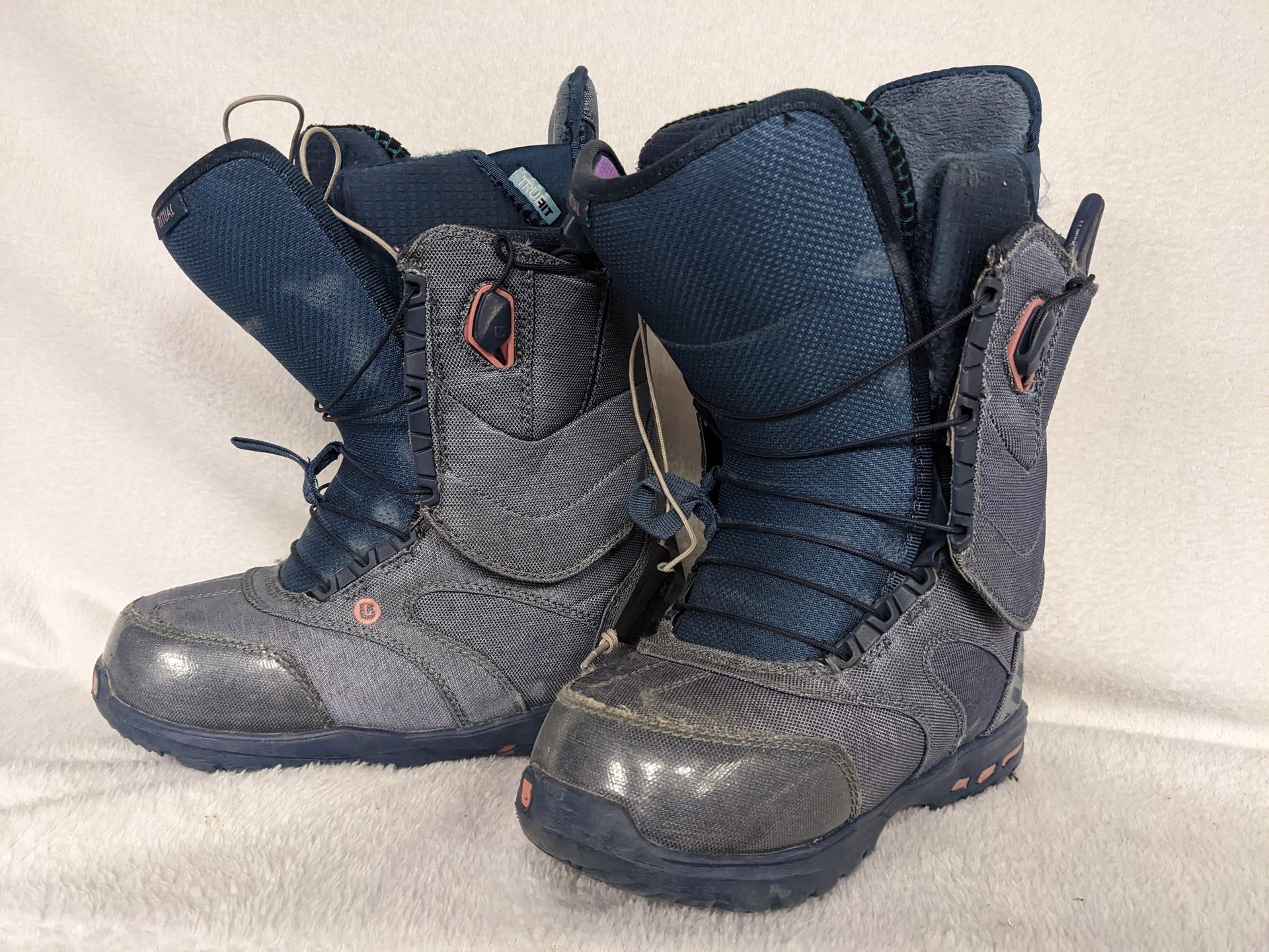 burton lodi snowboard boots women& 39 Burton Ritual Women's Snowboard Boots Size Women's 6.5 Color Gray Cond –  Replays Sports Exchange