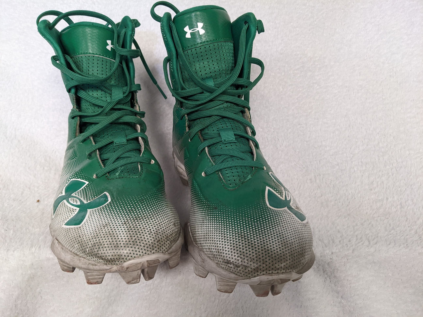 Under Armour Highlight High Top Cleats Size 5.5 Color Green Condition Used
