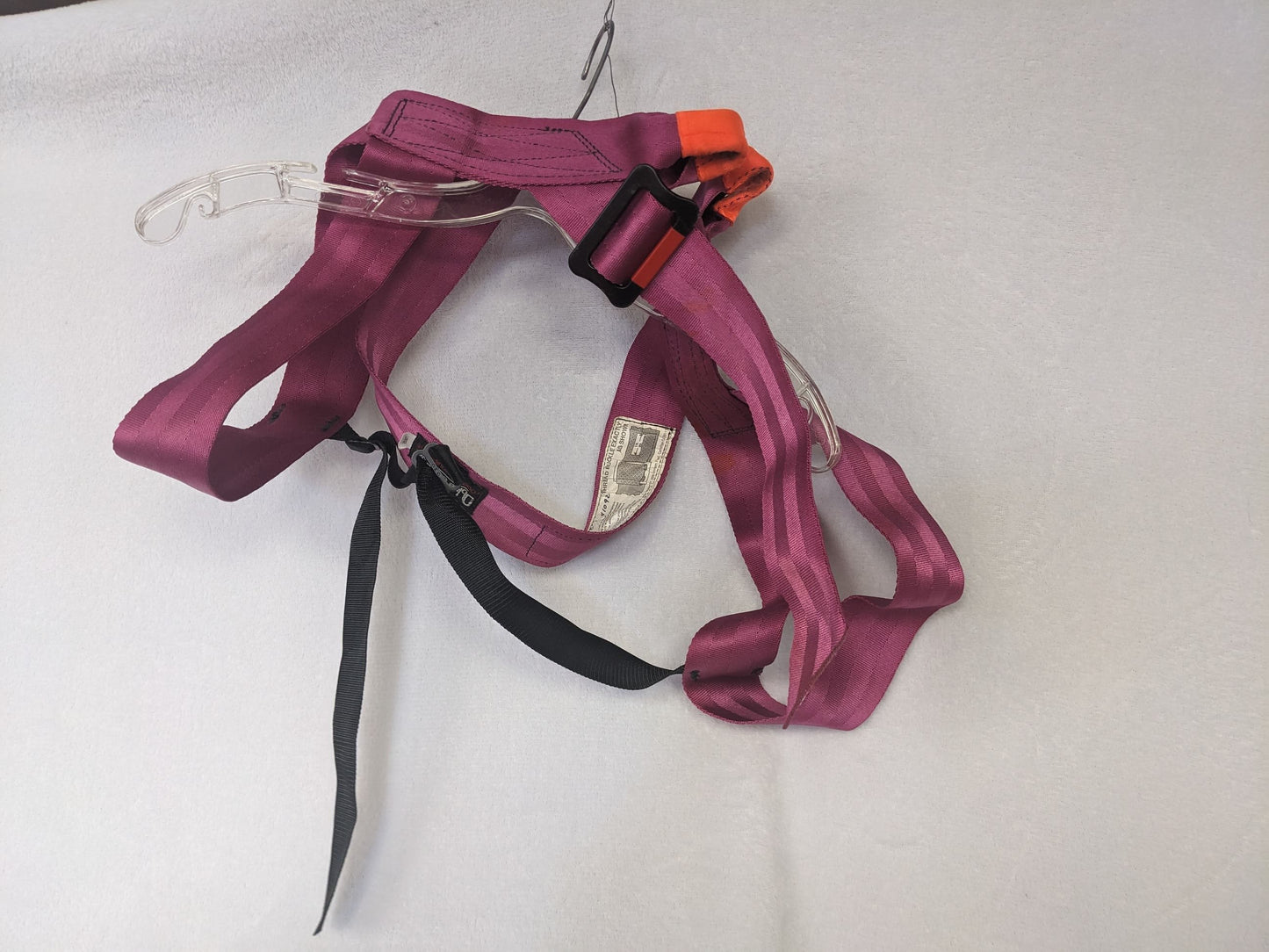 Bluewater Climbing Harness Size Large Color Pink Condition Used