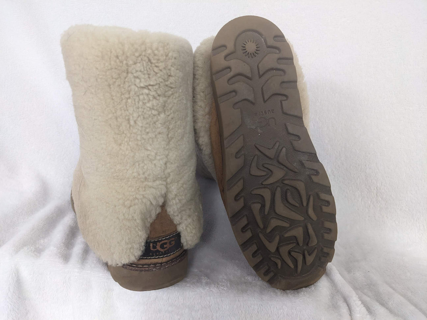 Ugg Fleece Lined Snow Boots Size 7 Color Brown Condition Used