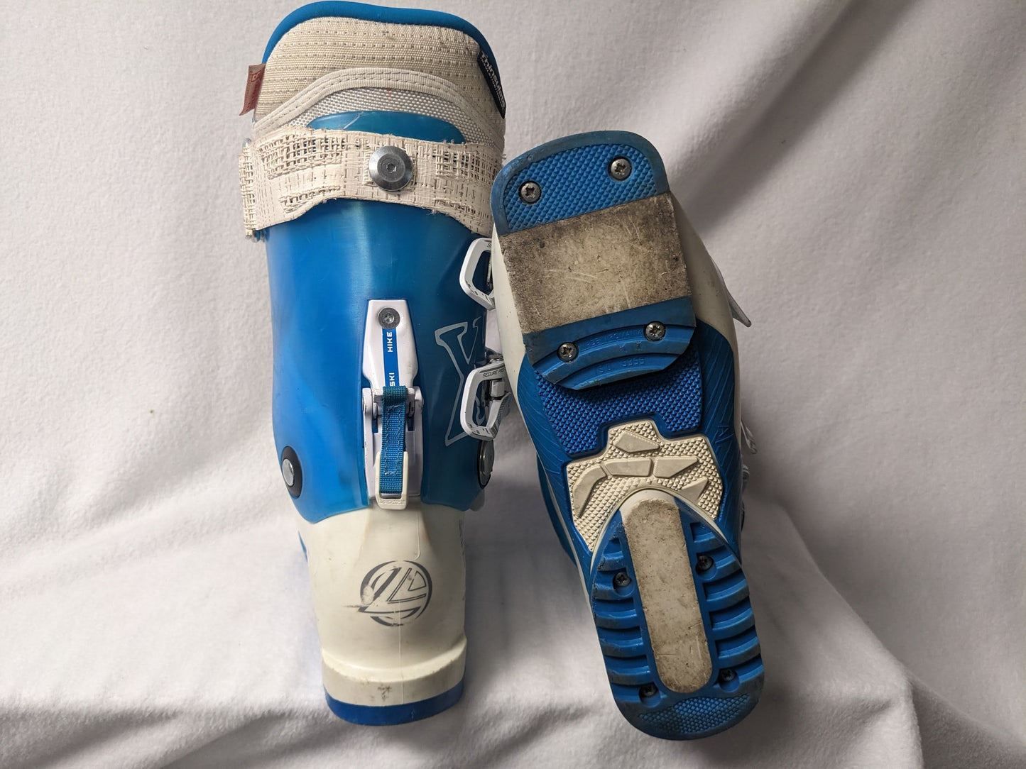 Lange XT 90 Ski Boots Size 23.5 Color White Condition Used