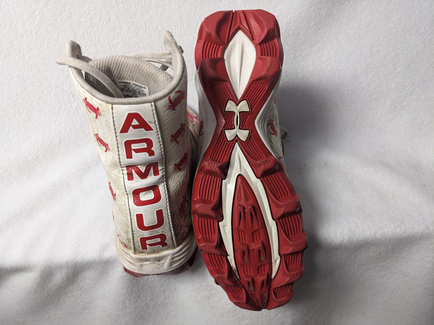 Under Armour Highlight Cleats Size 4 Color White Condition Used Highlight