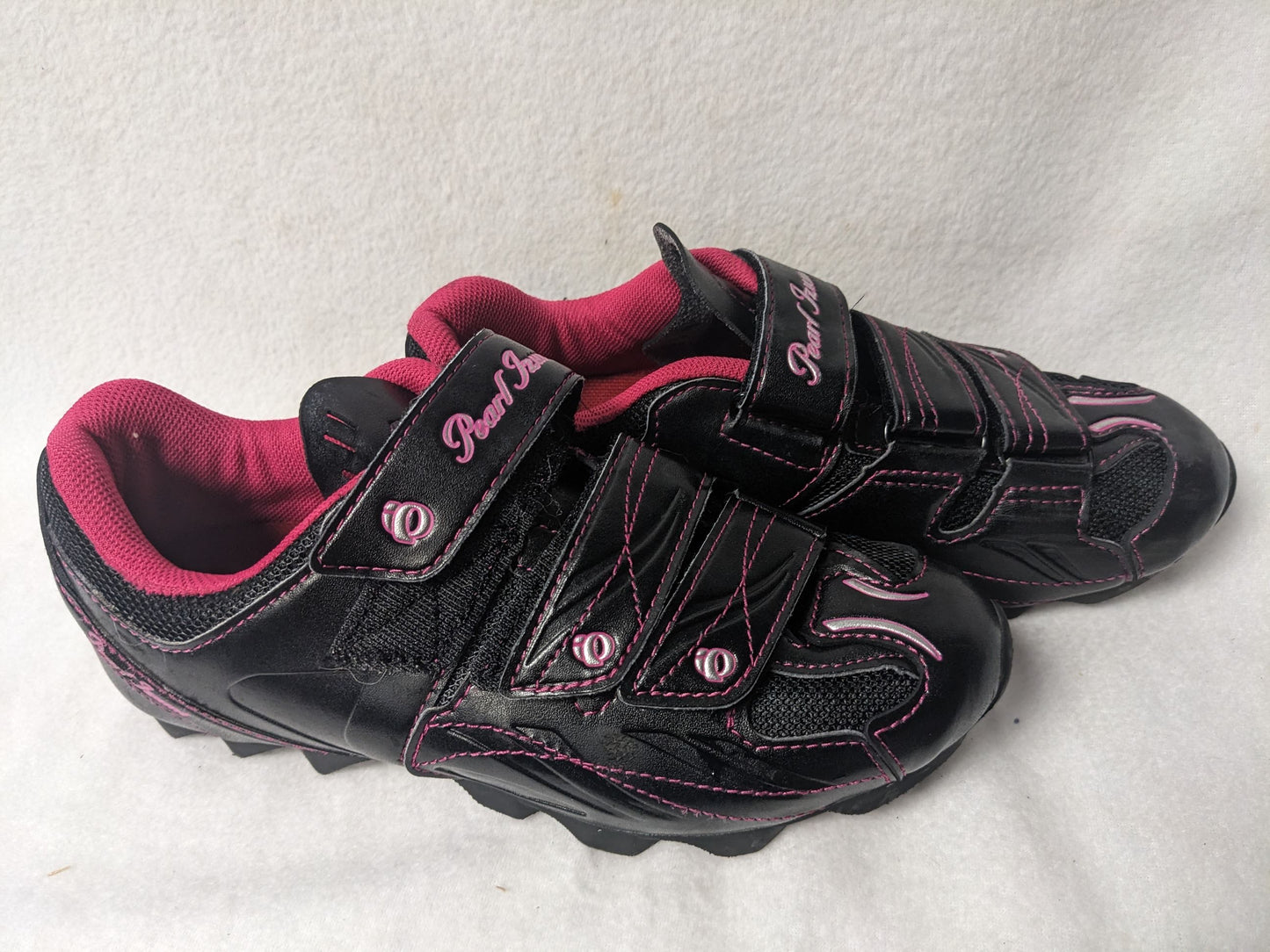 Pearl Izumi Women's Cycling Shoes Size Women 6.5 Color Black Condition Used