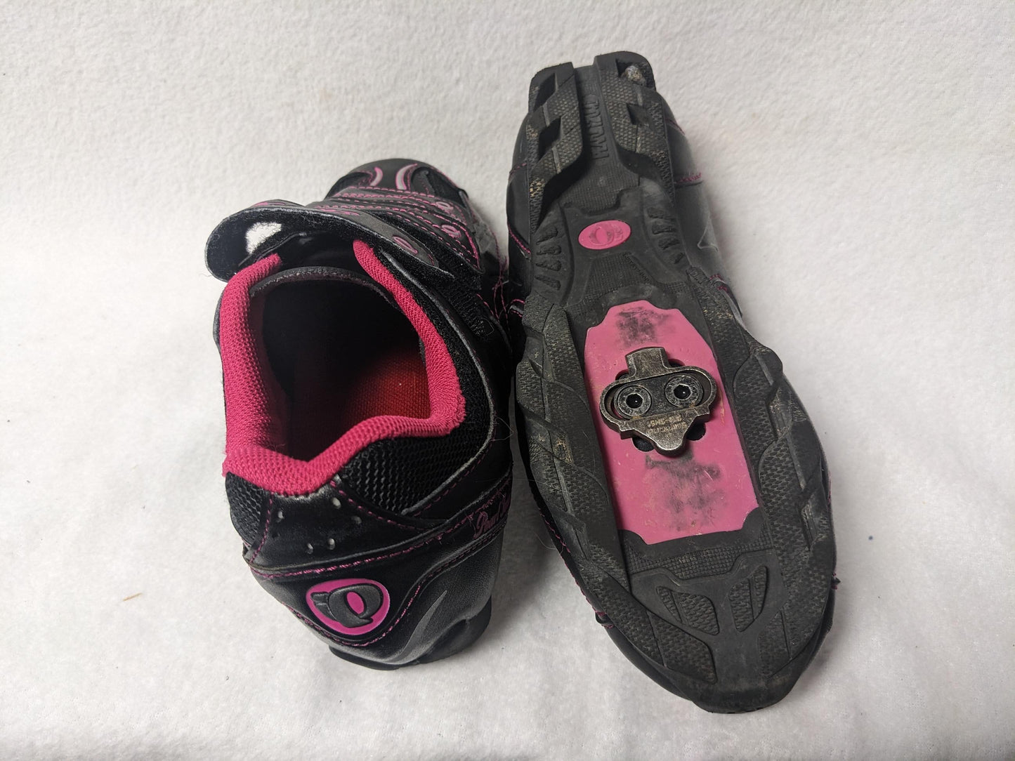 Pearl Izumi Women's Cycling Shoes Size Women 6.5 Color Black Condition Used