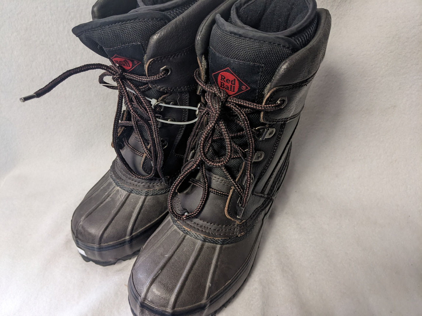 Red Ball Youth Insulated Hiking Boots Size 4 Color Black Conditon Used