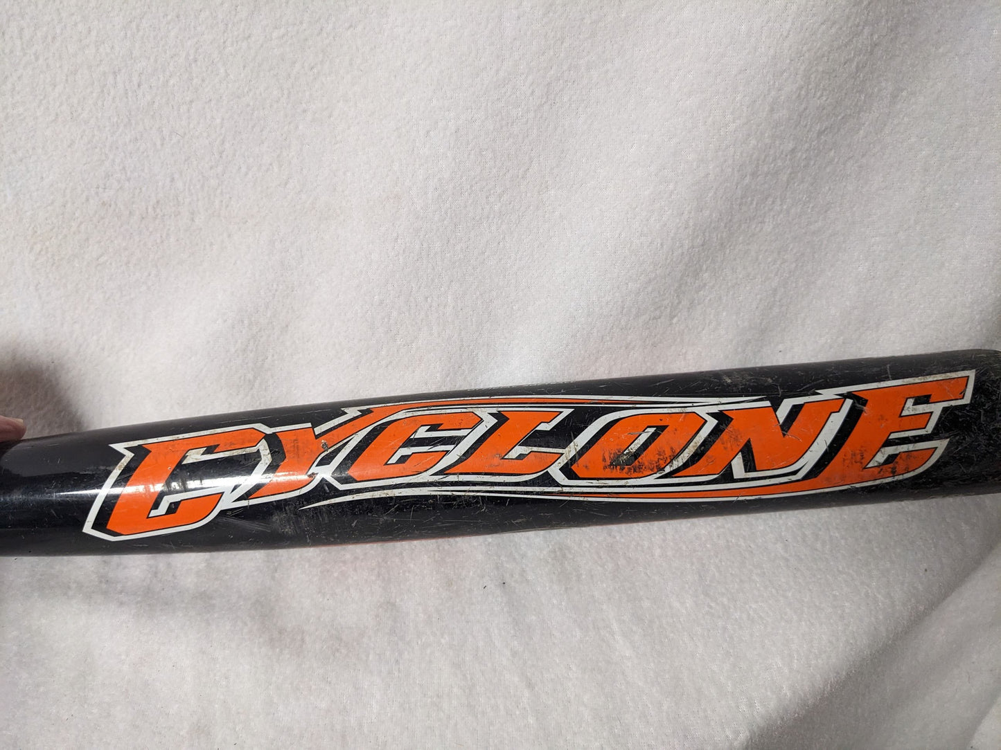 Easton Cyclone ASA Certified Softball Bat Size 34 In 30 Oz Orange Used USSSA