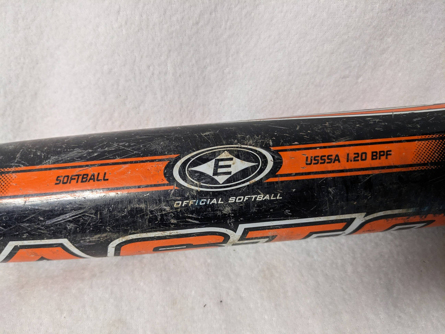Easton Cyclone ASA Certified Softball Bat Size 34 In 30 Oz Orange Used USSSA